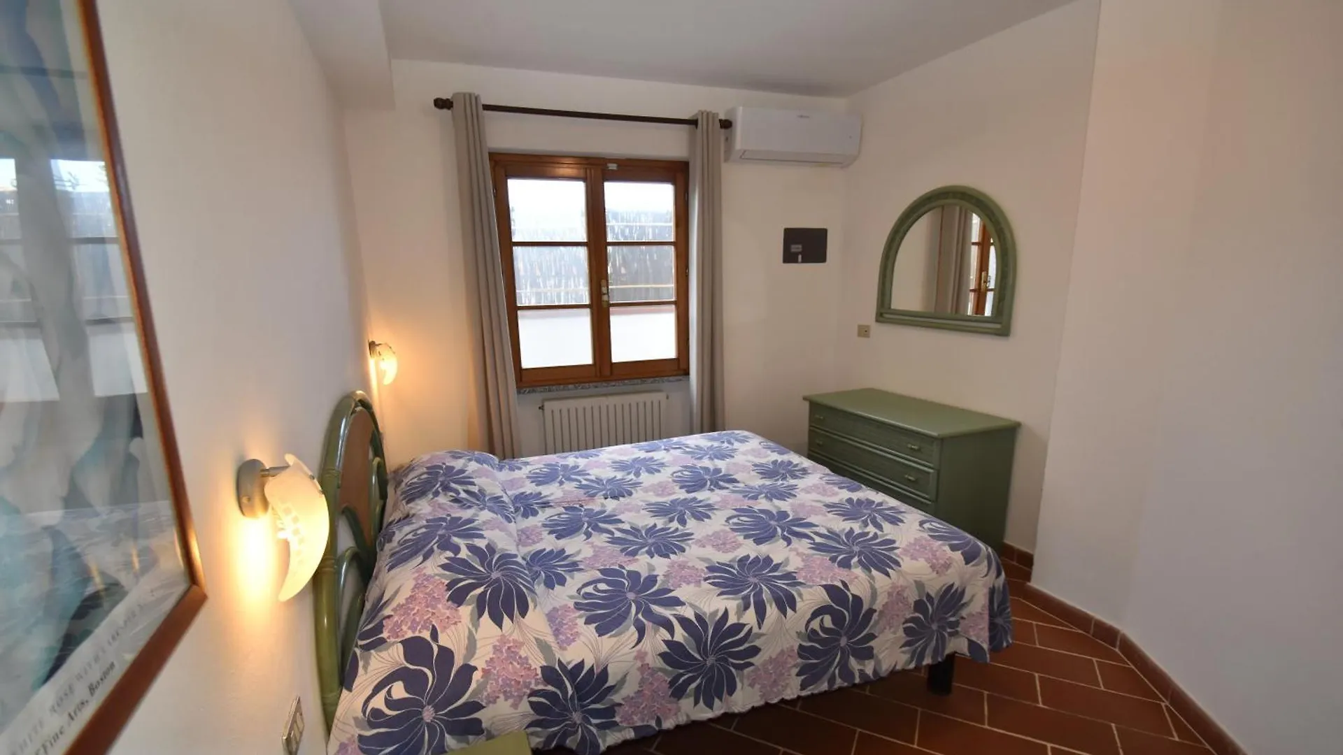 Appartement Appartamenti Mimosa - Clima, Giardino, Posti Auto Marina di Campo