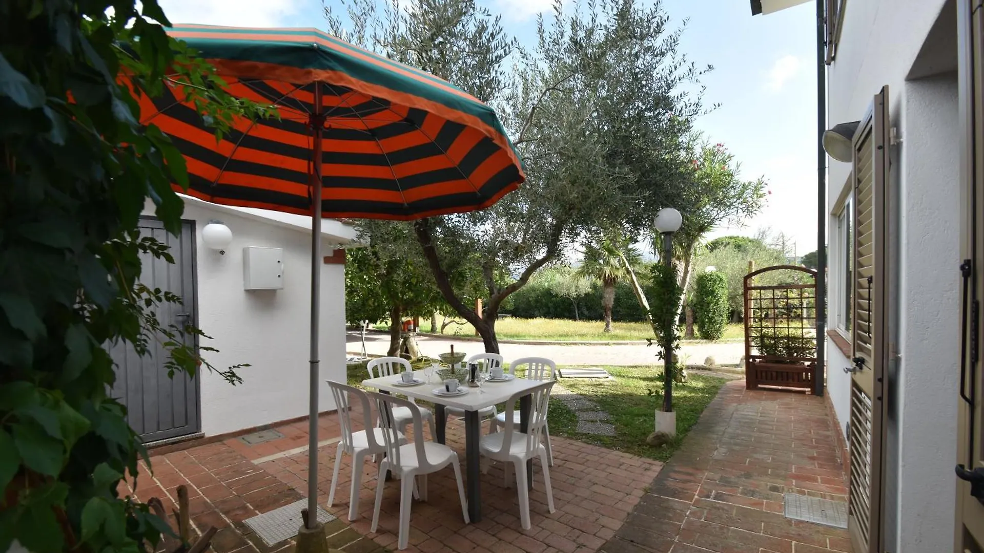 Appartement Appartamenti Mimosa - Clima, Giardino, Posti Auto Marina di Campo