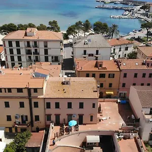 Appartamento Bilocali Altamarea - Zona Mare Con Clima E Terrazze, Marina di Campo